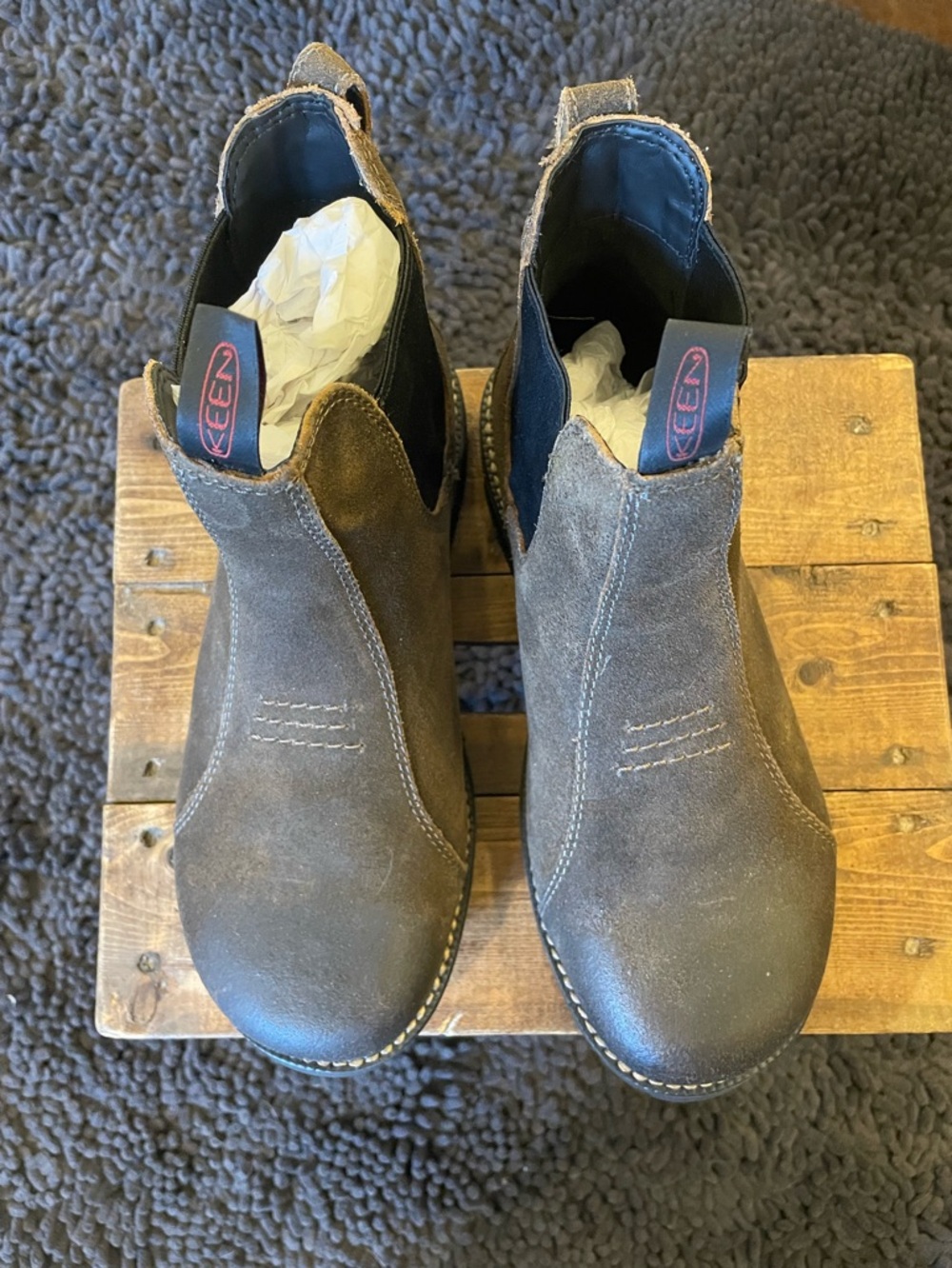 Keen womens Utility Boot - Picture 2 of 5